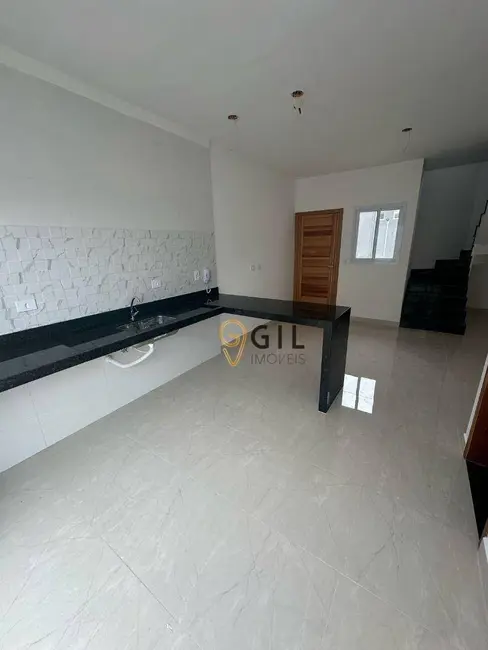 Foto 1 de Sobrado com 2 quartos à venda, 182m2 em Rio do Ouro, Caraguatatuba - SP