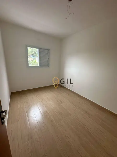 Foto 9 de Sobrado com 2 quartos à venda, 182m2 em Rio do Ouro, Caraguatatuba - SP