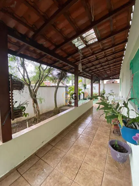 Casa com 2 quartos à venda, 150m2 em Centro, Caraguatatuba - SP - imagem 5 Foto 5 de Casa com 2 quartos à venda, 150m2 em Centro, Caraguatatuba - SP