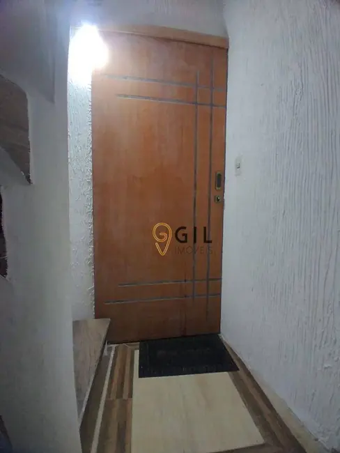 Sobrado com 5 quartos à venda, 150m2 em Quitaúna, Osasco - SP - imagem 8 Foto 8 de Sobrado com 5 quartos à venda, 150m2 em Quitaúna, Osasco - SP