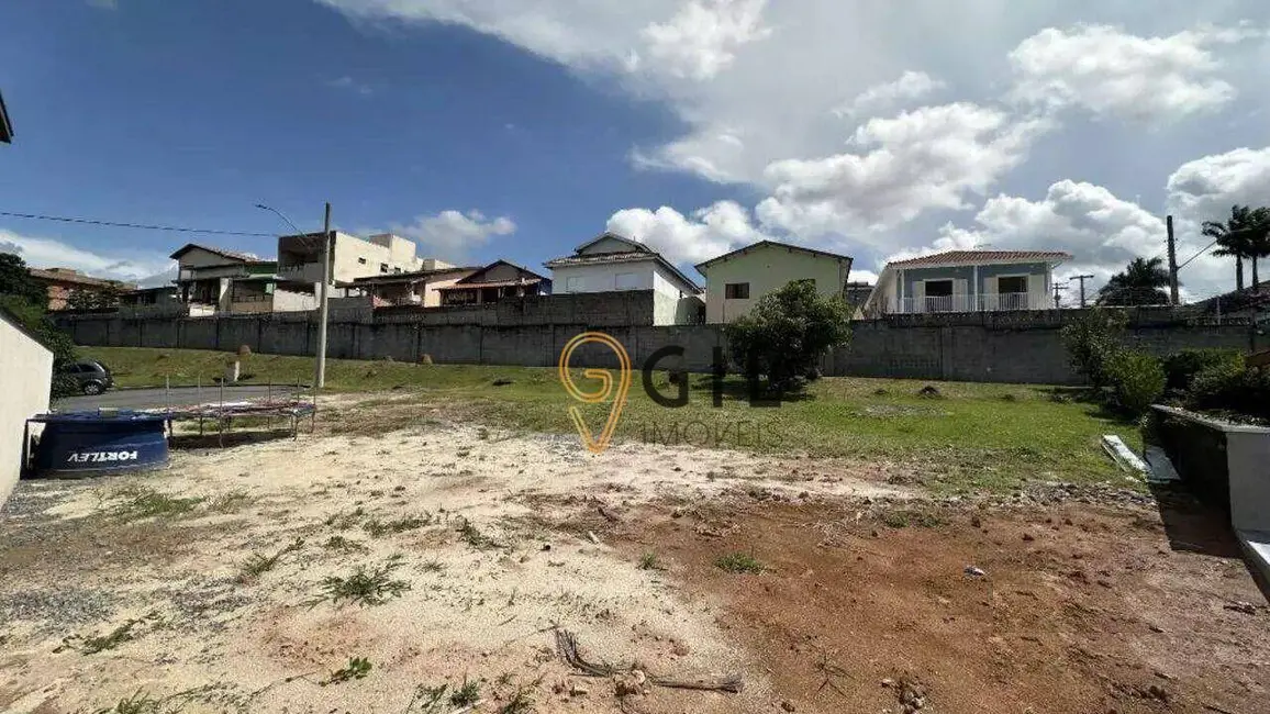 Foto 2 de Terreno / Lote à venda, 307m2 em Jacarei - SP