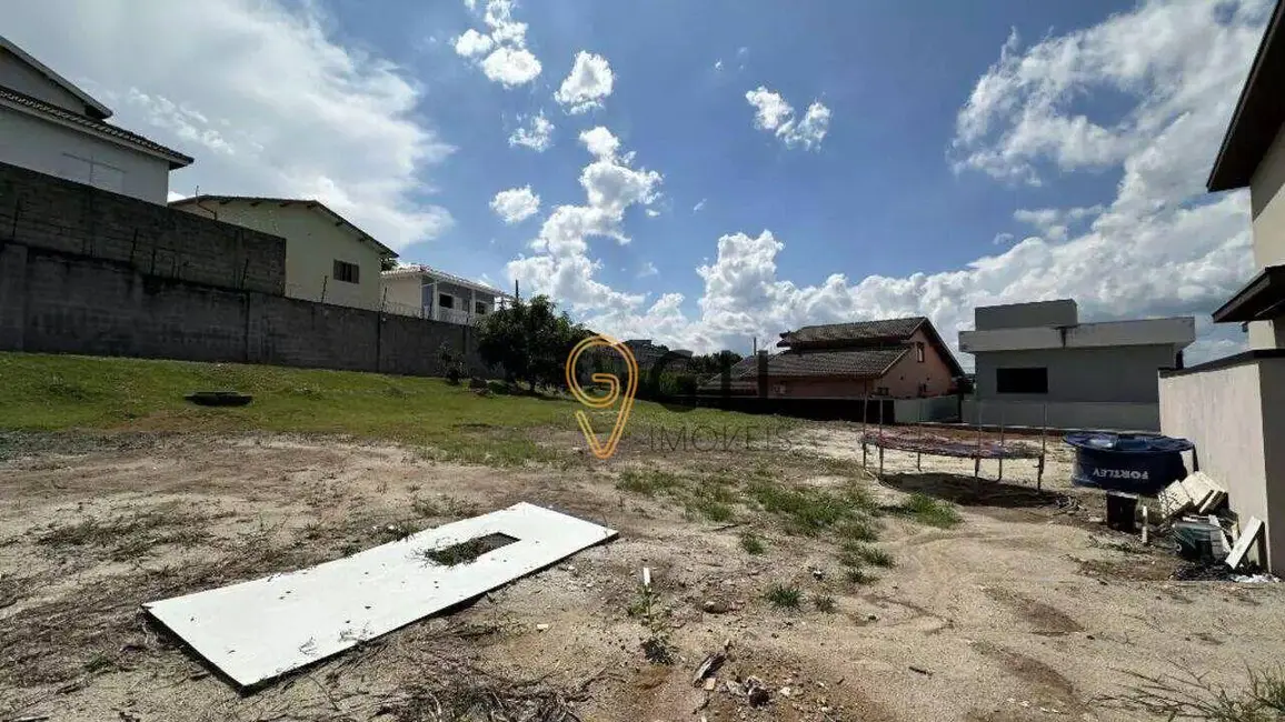 Foto 3 de Terreno / Lote à venda, 307m2 em Jacarei - SP