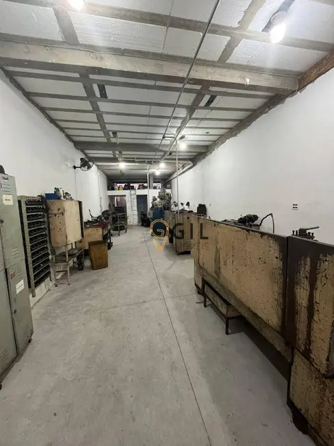 Foto 8 de Sobrado com 3 quartos à venda, 250m2 em Jardim Califórnia, Jacarei - SP