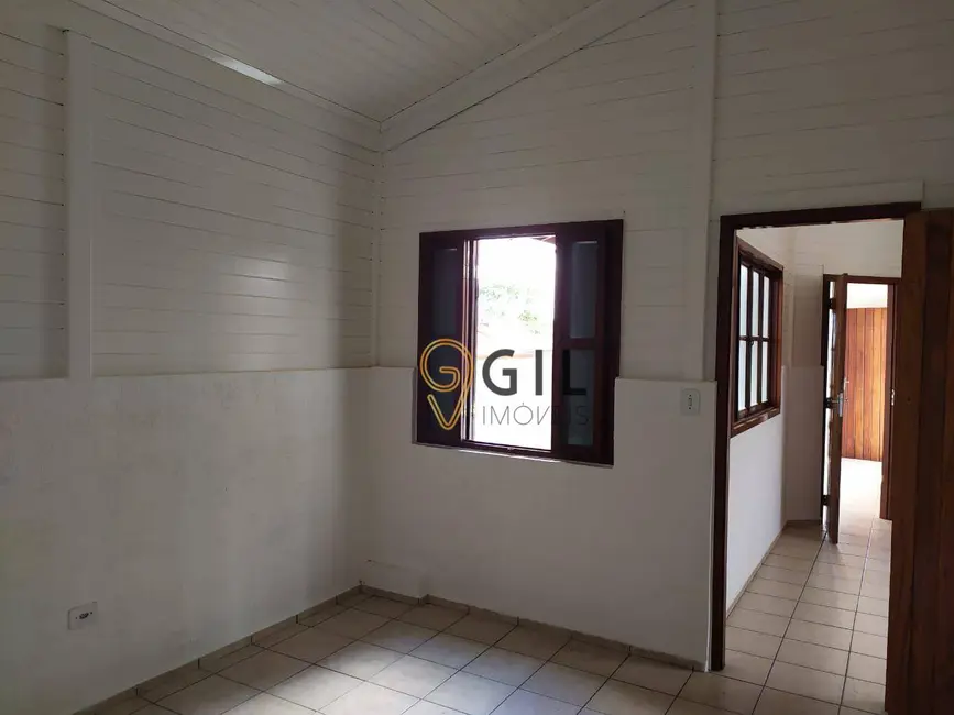 Sobrado com 5 quartos à venda, 261m2 em Parque Brasil, Jacarei - SP - imagem 9 Foto 9 de Sobrado com 5 quartos à venda, 261m2 em Parque Brasil, Jacarei - SP