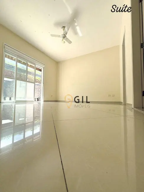 Foto 9 de Sobrado com 3 quartos à venda e para alugar, 1000m2 em Jacarei - SP