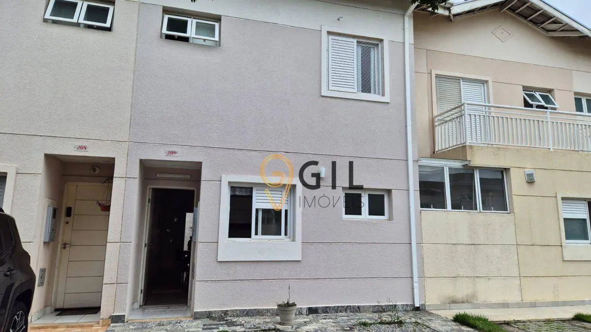 Sobrado com 3 quartos à venda, 171m2 em Jardim Santa Maria, Jacarei - SP - imagem 2 Foto 2 de Sobrado com 3 quartos à venda, 171m2 em Jardim Santa Maria, Jacarei - SP