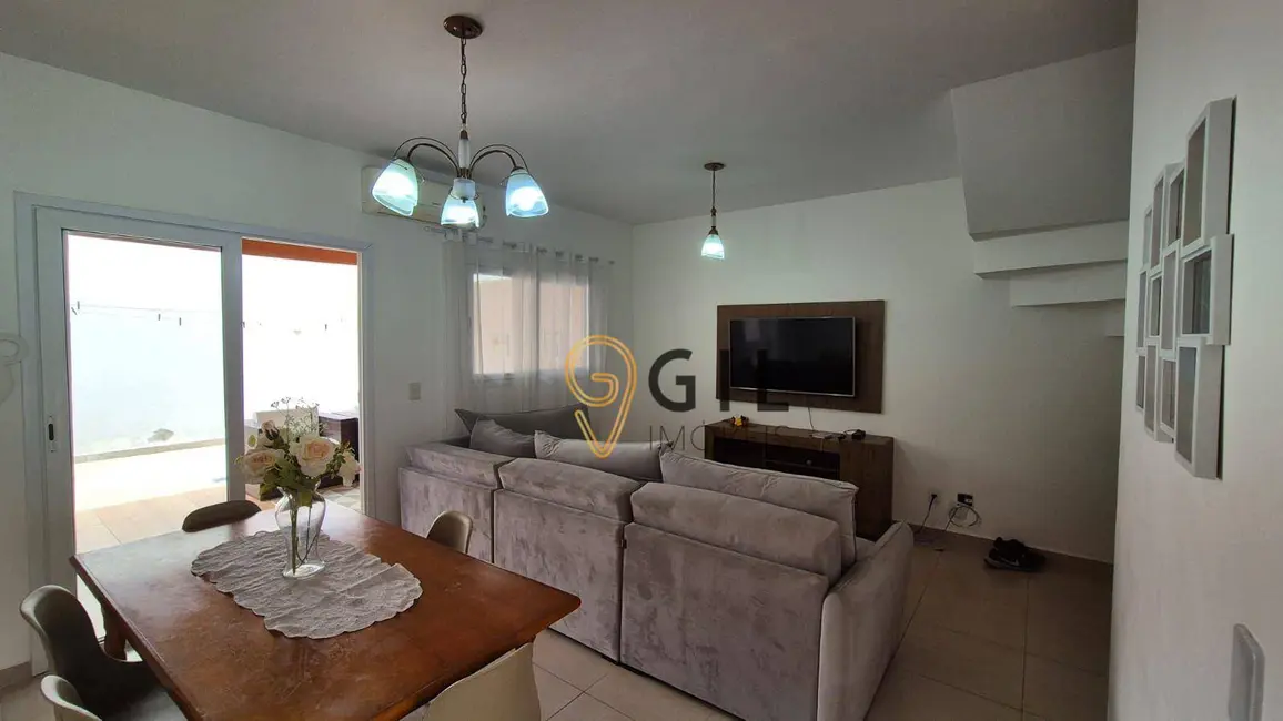 Sobrado com 3 quartos à venda, 171m2 em Jardim Santa Maria, Jacarei - SP - imagem 9 Foto 9 de Sobrado com 3 quartos à venda, 171m2 em Jardim Santa Maria, Jacarei - SP