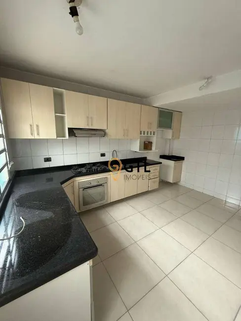 Foto 9 de Sobrado com 2 quartos à venda, 118m2 em Jacarei - SP