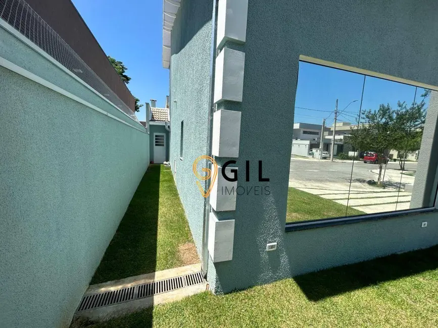 Foto 8 de Sobrado com 3 quartos à venda, 231m2 em Jardim Jacinto, Jacarei - SP