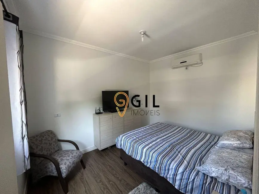 Foto 7 de Sobrado com 3 quartos à venda, 231m2 em Jardim Jacinto, Jacarei - SP