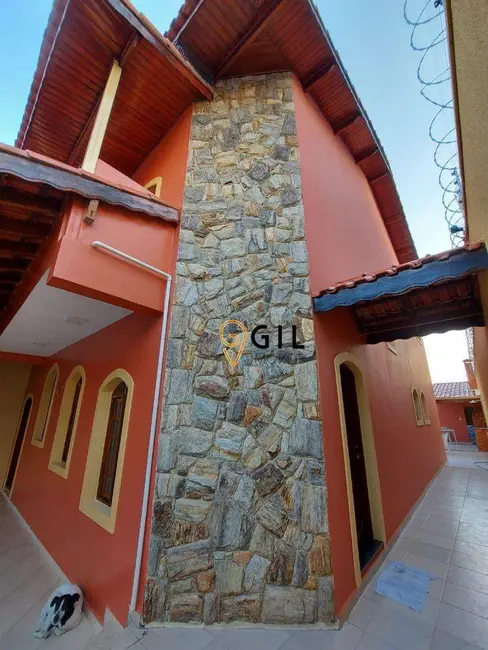 Sobrado com 4 quartos à venda, 250m2 em Jardim Altos de Santana I, Jacarei - SP - imagem 2 Foto 2 de Sobrado com 4 quartos à venda, 250m2 em Jardim Altos de Santana I, Jacarei - SP