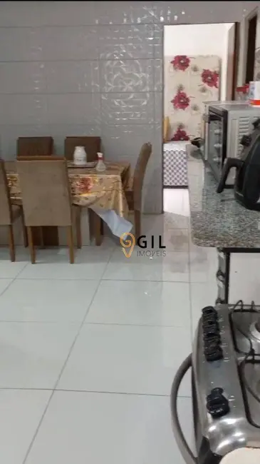 Foto 9 de Casa com 2 quartos à venda, 143m2 em Perequê Mirim, Caraguatatuba - SP