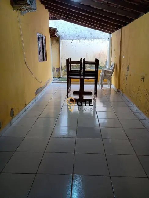 Foto 4 de Casa com 2 quartos à venda, 143m2 em Perequê Mirim, Caraguatatuba - SP