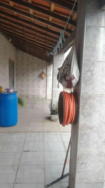 Foto 4 de Casa com 4 quartos à venda, 150m2 em Jardim Emília, Jacarei - SP