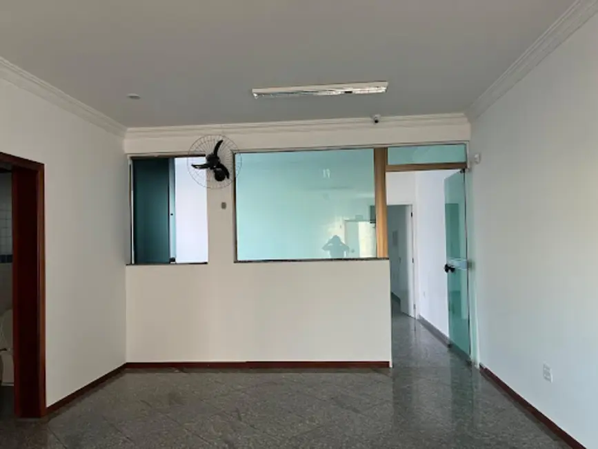 Loja para alugar, 420m2 em Centro, Jacarei - SP - imagem 6 Foto 6 de Loja para alugar, 420m2 em Centro, Jacarei - SP