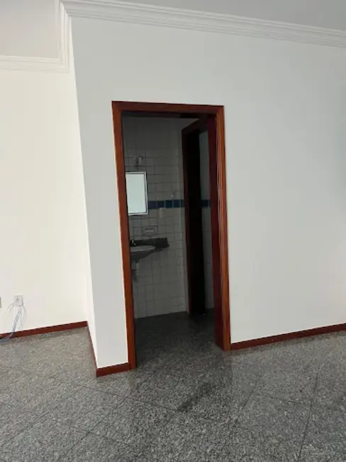 Loja para alugar, 420m2 em Centro, Jacarei - SP - imagem 8 Foto 8 de Loja para alugar, 420m2 em Centro, Jacarei - SP