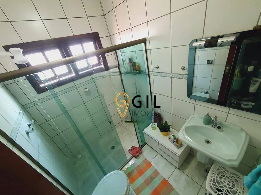 Sobrado com 3 quartos à venda, 250m2 em Cidade Jardim, Jacarei - SP - imagem 5 Foto 5 de Sobrado com 3 quartos à venda, 250m2 em Cidade Jardim, Jacarei - SP