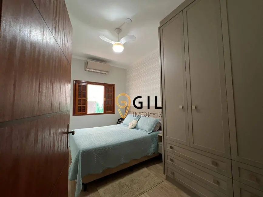 Foto 6 de Casa com 3 quartos à venda, 140m2 em Jacarei - SP