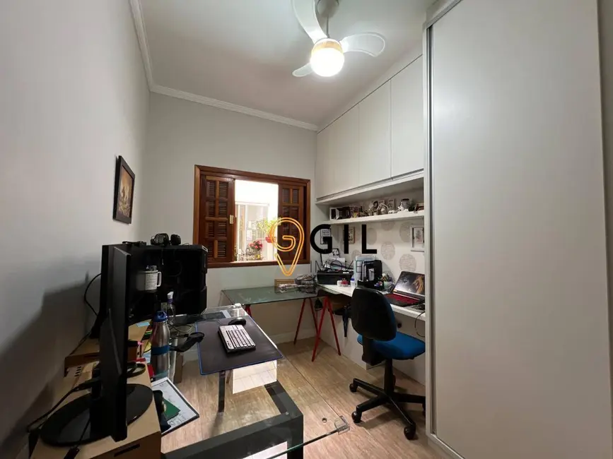 Foto 2 de Casa com 3 quartos à venda, 140m2 em Jacarei - SP