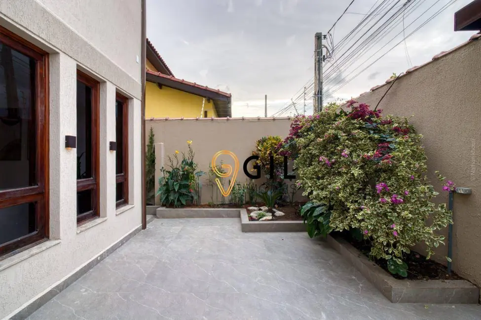 Foto 3 de Sobrado com 7 quartos à venda, 390m2 em Jardim Santa Maria, Jacarei - SP