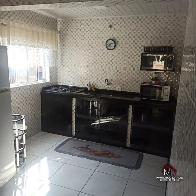 Casa com 2 quartos para alugar, 50m2 em Nereidas, Guaratuba - PR - imagem 9 Foto 9 de Casa com 2 quartos para alugar, 50m2 em Nereidas, Guaratuba - PR