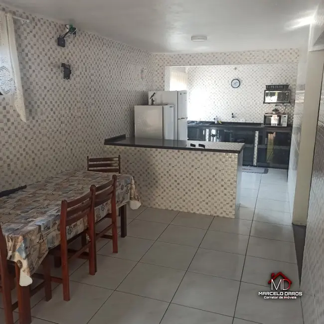 Casa com 2 quartos para alugar, 50m2 em Nereidas, Guaratuba - PR - imagem 8 Foto 8 de Casa com 2 quartos para alugar, 50m2 em Nereidas, Guaratuba - PR