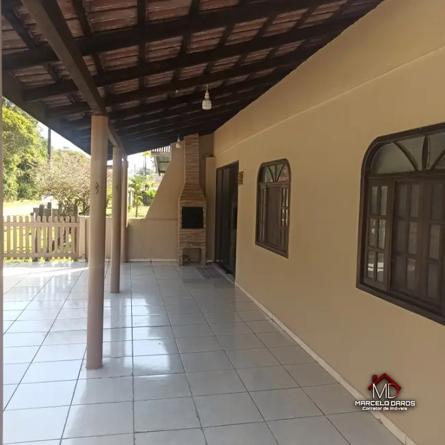 Casa com 2 quartos para alugar, 50m2 em Nereidas, Guaratuba - PR - imagem 6 Foto 6 de Casa com 2 quartos para alugar, 50m2 em Nereidas, Guaratuba - PR