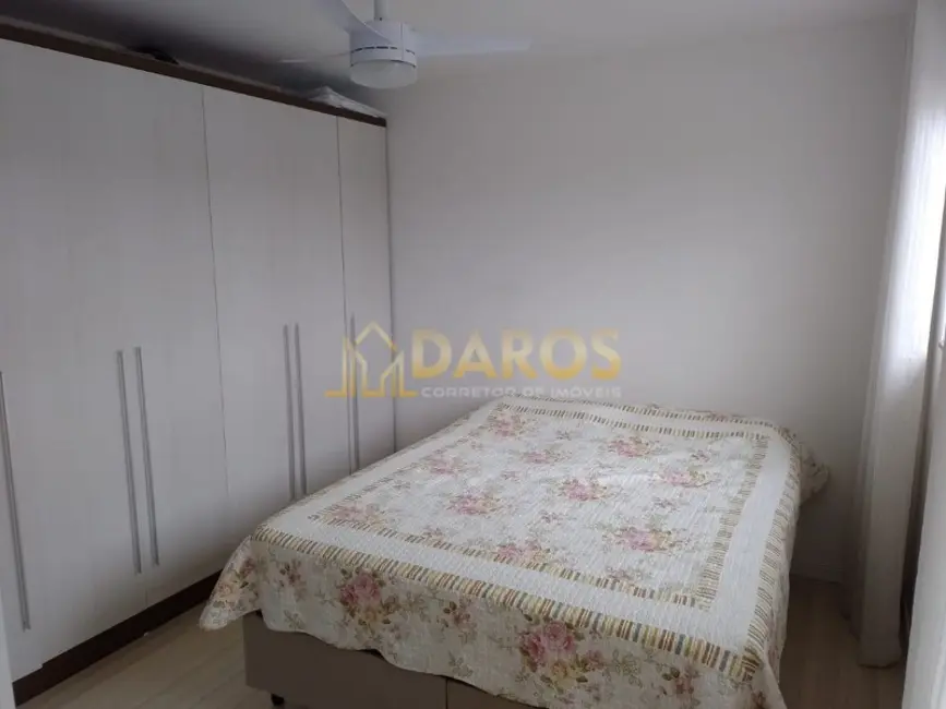 Casa com 3 quartos à venda, 74m2 em Cruzeiro, Sao Jose Dos Pinhais - PR - imagem 8 Foto 8 de Casa com 3 quartos à venda, 74m2 em Cruzeiro, Sao Jose Dos Pinhais - PR