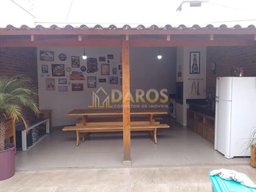 Casa com 3 quartos à venda, 74m2 em Cruzeiro, Sao Jose Dos Pinhais - PR - imagem 7 Foto 7 de Casa com 3 quartos à venda, 74m2 em Cruzeiro, Sao Jose Dos Pinhais - PR