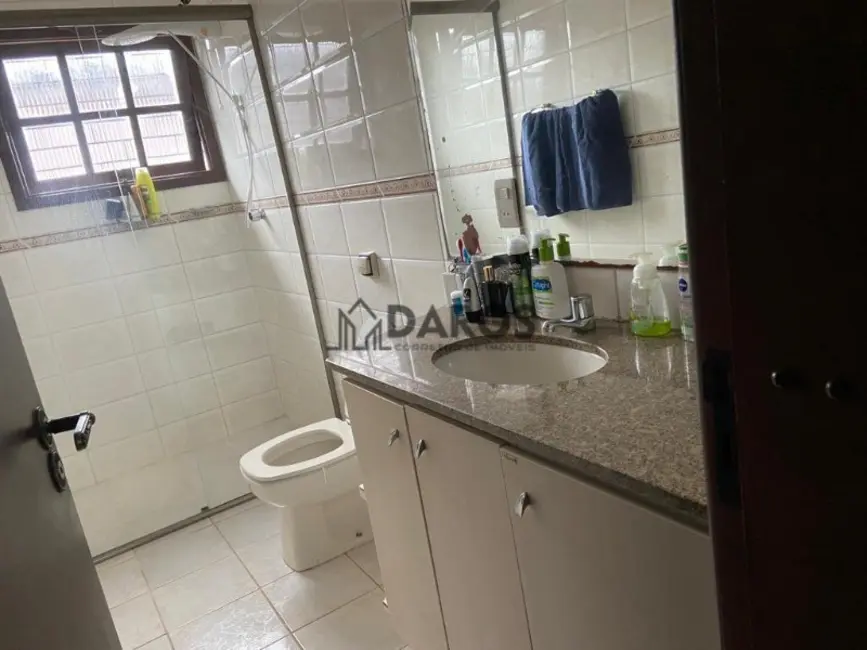 Casa com 3 quartos à venda, 150m2 em Boqueirão, Curitiba - PR - imagem 3 Foto 3 de Casa com 3 quartos à venda, 150m2 em Boqueirão, Curitiba - PR
