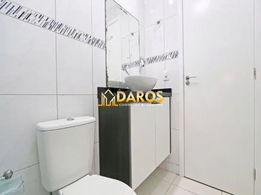 Apartamento com 3 quartos à venda, 67m2 em Uberaba, Curitiba - PR - imagem 4 Foto 4 de Apartamento com 3 quartos à venda, 67m2 em Uberaba, Curitiba - PR