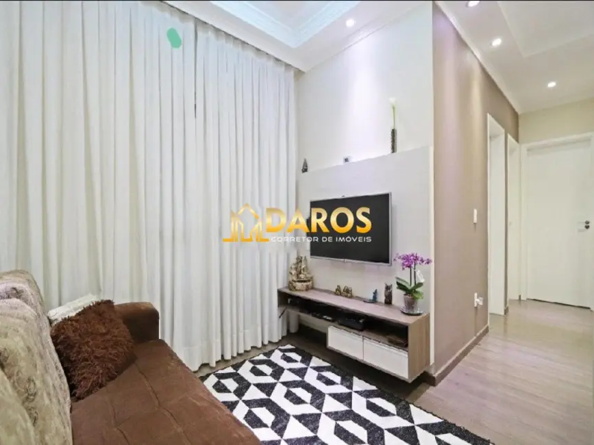 Apartamento com 3 quartos à venda, 67m2 em Uberaba, Curitiba - PR - imagem 6 Foto 6 de Apartamento com 3 quartos à venda, 67m2 em Uberaba, Curitiba - PR