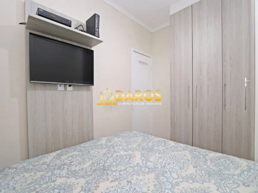 Apartamento com 3 quartos à venda, 67m2 em Uberaba, Curitiba - PR - imagem 9 Foto 9 de Apartamento com 3 quartos à venda, 67m2 em Uberaba, Curitiba - PR