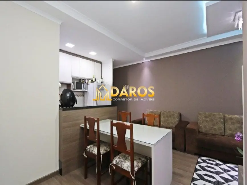 Apartamento com 3 quartos à venda, 67m2 em Uberaba, Curitiba - PR - imagem 5 Foto 5 de Apartamento com 3 quartos à venda, 67m2 em Uberaba, Curitiba - PR