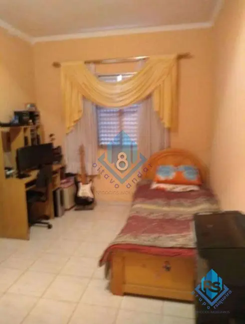 Foto 9 de Sobrado com 2 quartos para alugar, 150m2 em Vila Cecília Maria, Santo Andre - SP