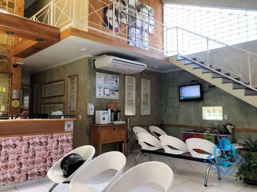 Foto 2 de Sobrado com 4 quartos à venda, 342m2 em Parque Ipê, São Paulo - SP