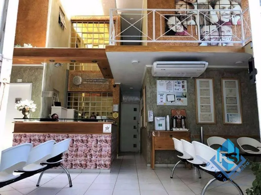 Foto 1 de Sobrado com 4 quartos à venda, 342m2 em Parque Ipê, São Paulo - SP