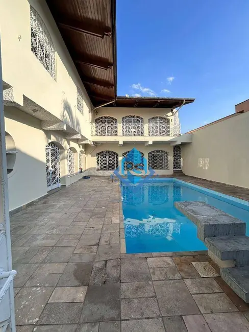 Foto 1 de Casa com 4 quartos à venda e para alugar, 630m2 em Sao Bernardo Do Campo - SP