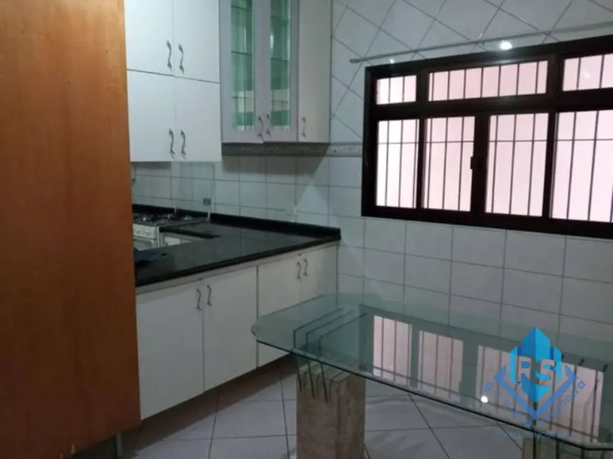 Foto 5 de Sobrado com 3 quartos à venda, 350m2 em Taboão, Diadema - SP
