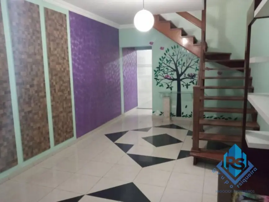 Foto 3 de Sobrado com 3 quartos à venda, 350m2 em Taboão, Diadema - SP