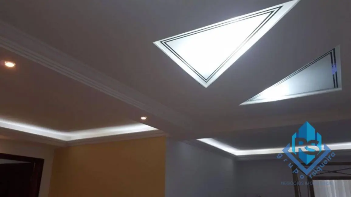 Sobrado com 5 quartos à venda, 432m2 em Nova Petrópolis, Sao Bernardo Do Campo - SP - imagem 3 Foto 3 de Sobrado com 5 quartos à venda, 432m2 em Nova Petrópolis, Sao Bernardo Do Campo - SP