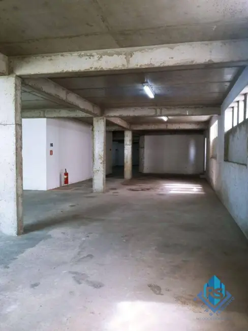 Sala Comercial para alugar, 680m2 em Centro, Diadema - SP - imagem 9 Foto 9 de Sala Comercial para alugar, 680m2 em Centro, Diadema - SP