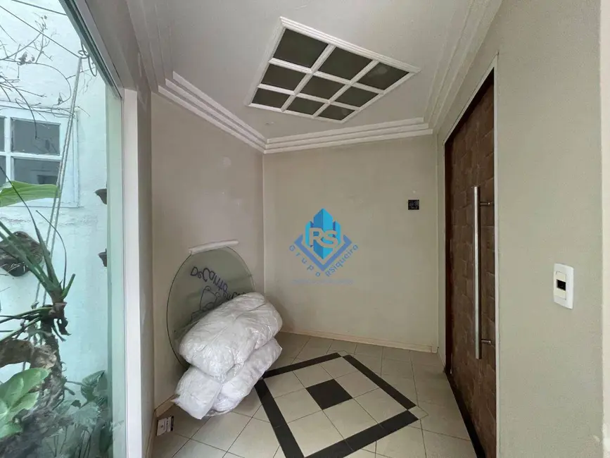 Sobrado com 5 quartos à venda, 540m2 em Sao Bernardo Do Campo - SP - imagem 6 Foto 6 de Sobrado com 5 quartos à venda, 540m2 em Sao Bernardo Do Campo - SP