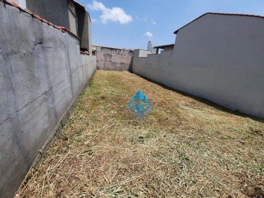 Foto 1 de Terreno / Lote à venda, 250m2 em Santo Andre - SP