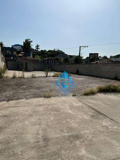 Foto 3 de Terreno / Lote à venda e para alugar, 750m2 em Vila Príncipe de Gales, Santo Andre - SP