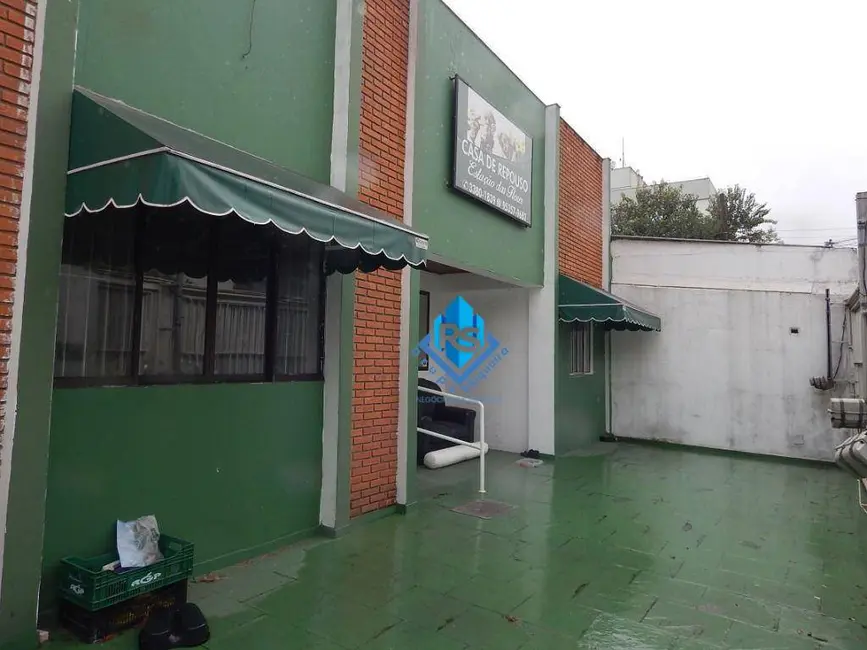 Foto 2 de Casa com 6 quartos para alugar, 300m2 em Sao Bernardo Do Campo - SP