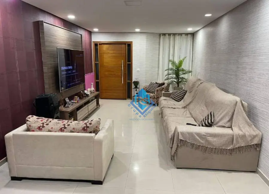 Sobrado com 3 quartos à venda, 250m2 em Vila Assunção, Santo Andre - SP - imagem 1 Foto 1 de Sobrado com 3 quartos à venda, 250m2 em Vila Assunção, Santo Andre - SP