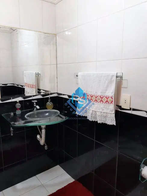 Foto 8 de Sobrado com 3 quartos à venda, 157m2 em Baeta Neves, Sao Bernardo Do Campo - SP