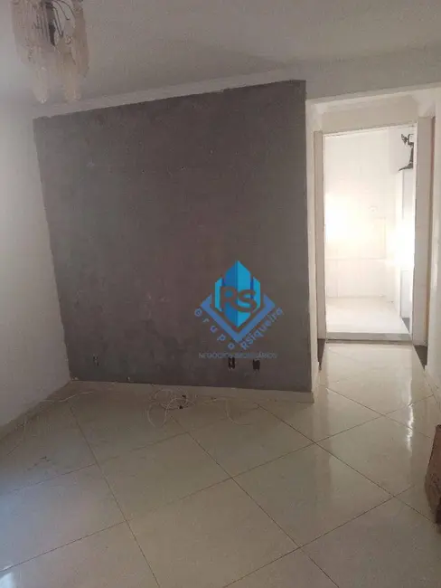 Apartamento com 2 quartos à venda, 49m2 em Jardim Santo André, Santo Andre - SP - imagem 2 Foto 2 de Apartamento com 2 quartos à venda, 49m2 em Jardim Santo André, Santo Andre - SP