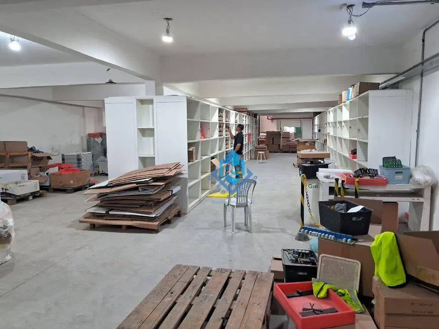 Foto 3 de Armazém / Galpão para alugar, 1350m2 em Campestre, Santo Andre - SP